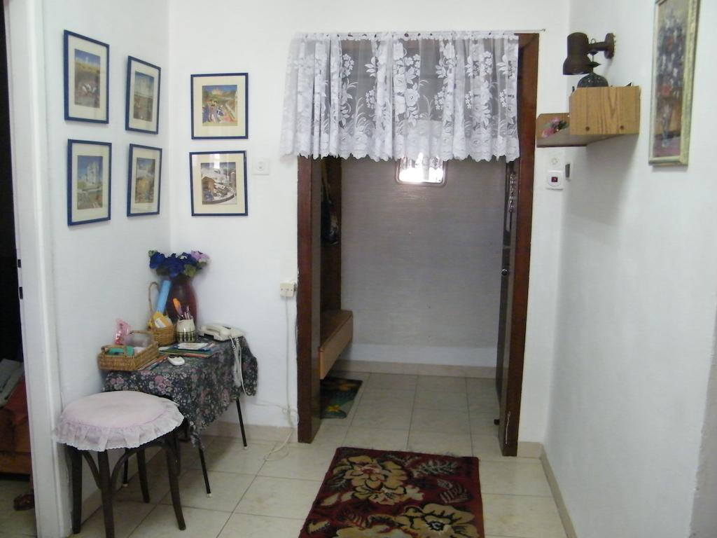 Ferienwohnung Stella Maris Hosting Haifa Zimmer foto